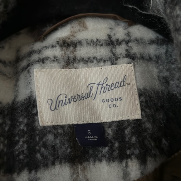 Target Universal Threads Jacket - Picture 2 of 2